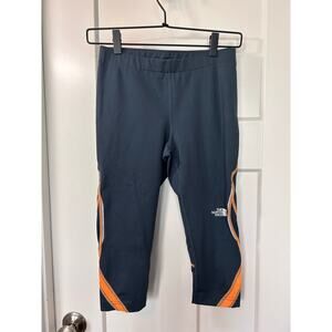The North Face Women's Capri Athletic Pants Activewear Yoga Navy Blue Size Small